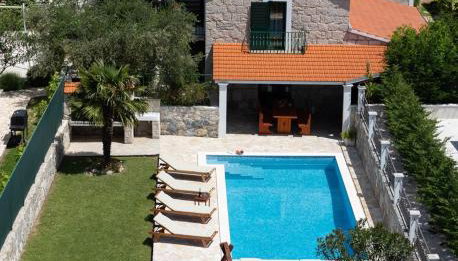 Villa Bella Pietra with private pool, sauna - Foto 2, Garden, sunbed, Garden view