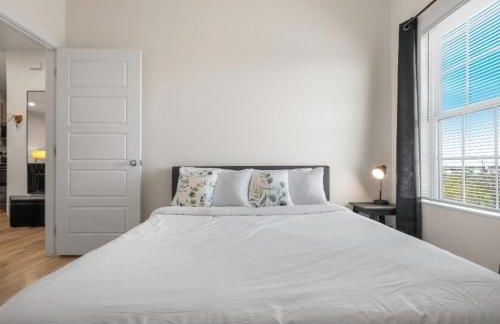 The WorkNest Stylish Stay w Desk & Fast Wi-Fi - Foto 14