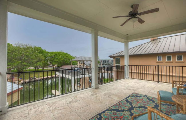 Stunning Luxury Home on Lake Lbj! - Foto 37