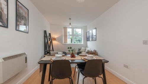 3-Bed Serviced Apt near M62, Leeds - Ideal for Up to 6 Guests - Long Stay Options - Free Parking and Wifi - Foto 5