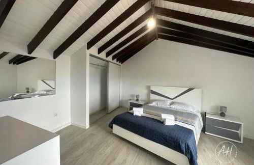 Amazing Home - Photo 13