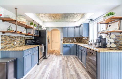 Relaxing Modern Farmhouse in Jupiter Farms. Family-and Dog-friendly! - Photo 3