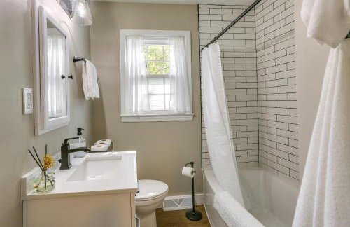 Charming Greensboro Home - 2 Mi to Downtown! - Foto 13