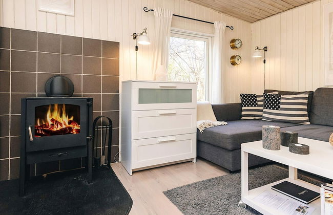 6 Person Holiday Home in Nibe - Foto 9