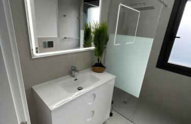 Lujosa casa en primera línea playa increibles vistas mar - Foto 30