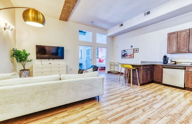 Sosuite 2BR Apt w W/d, Gym, On-site Restaurant - Foto 2