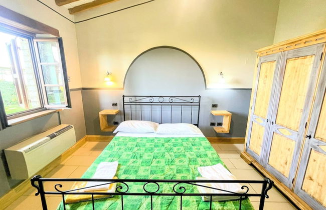 Spoleto Poolside - Sleeps 24 - Photo 36