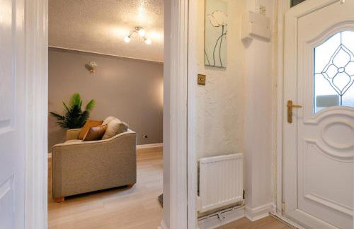 Woodhouse Stays for Contractor and Family Stay, Free Parking, Fast WiFi - Foto 17