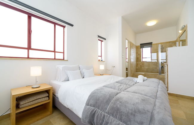 Amazing Duplex Penthouse with 2 Terraces by FeelHome - Photo 10