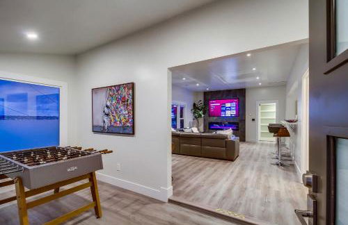 Lux Escape 3 • Views 2 Hot Tubs Games Mini Golf - Photo 2