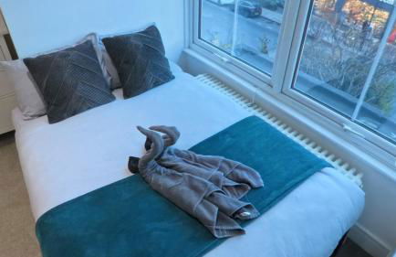2 bed flat, sleeps 8, driveway, 5 Mins to Brixton - Foto 39