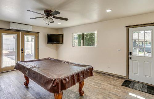 Backyard Oasis with Hot Tub and Views Weaverville Gem - Foto 3