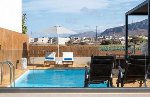 Blue Essence Seaside Villa and Suite - Photo 2