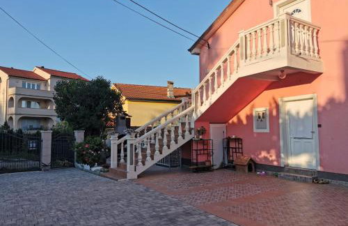 Premium Two-bedroom Apartment - Photo 2