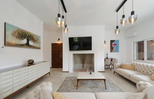 Villa Demare with Heated Pool, Free EVC Station - Foto 39