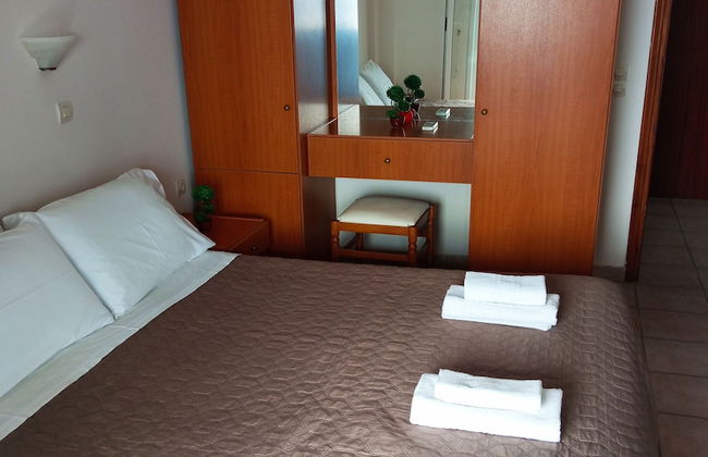 Agios Georgios - 2 Beds - Sleeps 5 - Free Parking - Foto 10