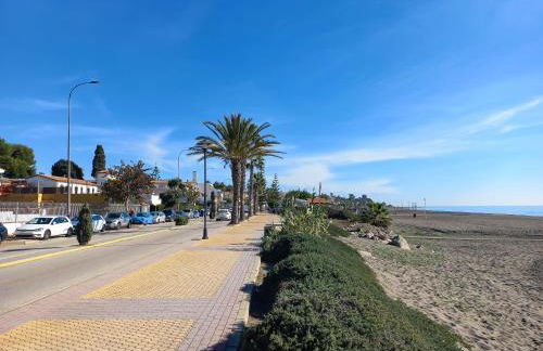 Funny View Beach Sea Apartments - Photo 20