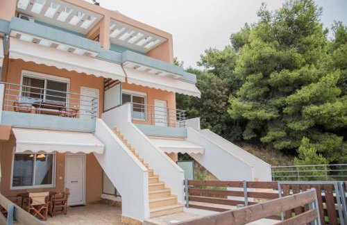 House Vraсhos-Loutsa - Foto 1