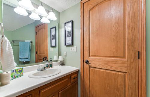 Galena Townhome with Deck and Golf Course View! - Foto 20