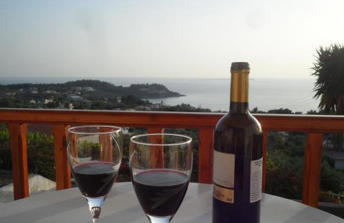 Mediterranean Studios - Photo 10