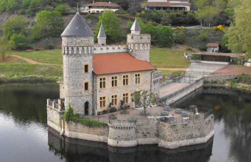 Charmante Maison avec Cheminée et Jardin, Animaux Acceptés - FR-1-496-87 - Foto 24