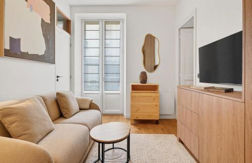 Modern apartment near subway - Photo 2