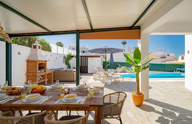 Villa Harpista in Guia by Ideal Homes - Photo 2