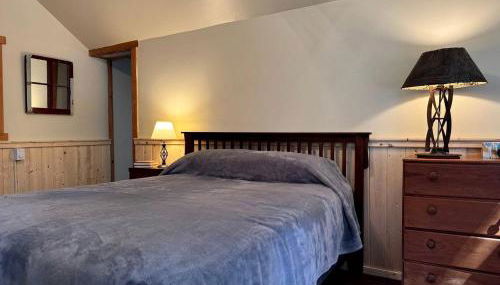 Cozy Rustic Cabin with Riverside Patio on the Pecos River – Pecos, New Mexico - Foto 3