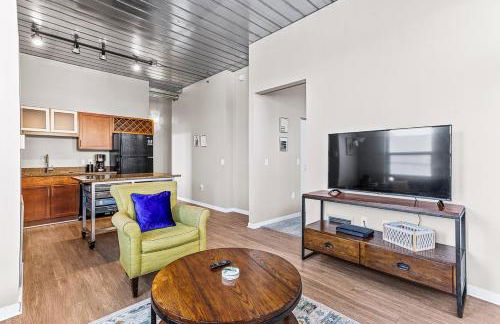 2 Separate 2BR Units Near Big House & Downtown - Foto 8