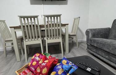 CityBuzz 4 Bedroom House in Nottingham Sleep 7 - Foto 28