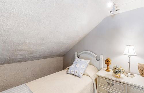 Maplewood Manor - Unit 2 - Foto 20