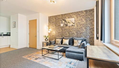 Exclusive Offer on 1 Bed l Monthly Offer l City Center Birmingham Apartment l Sleeps 4 l Free Parking l Wifi l Stylish l City View l By Zen Nights Short Lets & Serviced Accommodations - Foto 5