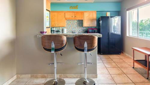 Mid century modern condo near Old Town, pool & BBQ - Foto 4