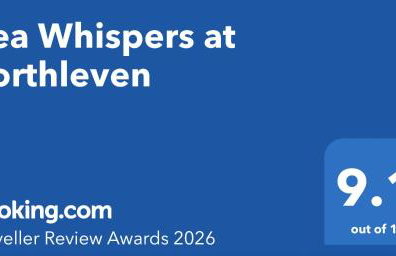 Sea Whispers at Porthleven - Foto 1