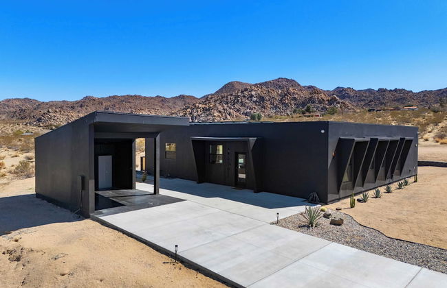 Luxe Modern Escape w/ Pool, Hottub, Firepit, Desert View Obsidian by Avantstay - Foto 45