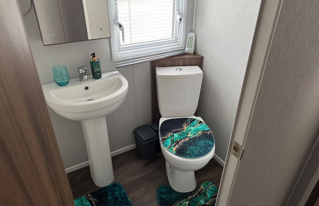 Haggerston Castle - Caravan - Sleeps 6 - Parking - Foto 21