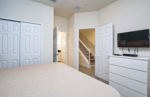 Beautiful House, Private Splash Pool, Balcony Off Master Suite, Free Wifi!!! 3 Bedroom Townhouse by RedAwning - Foto 26