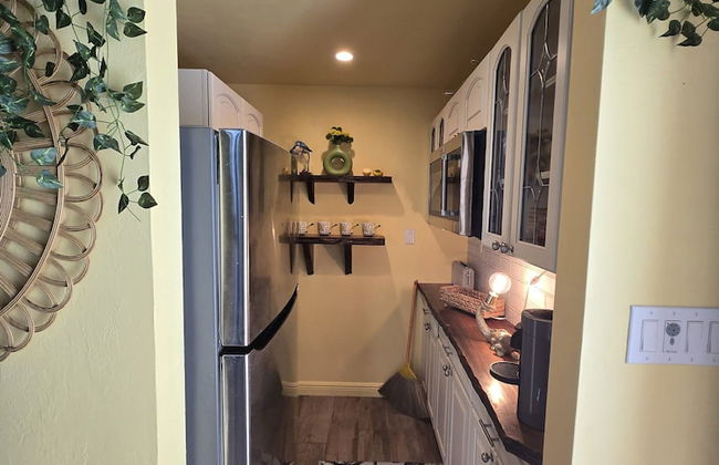 NEW Jungle Paradise Treehouse Suite With Resort Amenities Elevator Access Outdoor Kitchen Lagoon Lazy River Pool RV Hook up - Foto 25