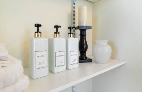 Downtown Views-Prime Location! - Foto 27