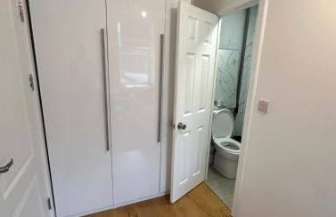 Modern En-Suite Room Recently Renovated - Foto 4