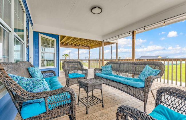 Backyard Oasis Hot Tub and 2 Shaded Decks - Foto 28