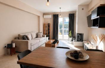 Phils Apartments II - Photo 3