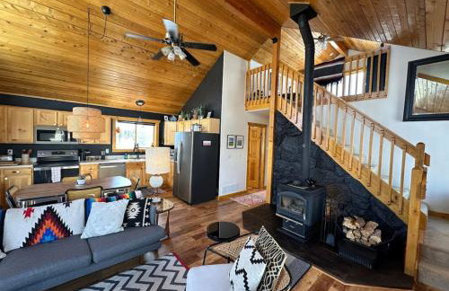 Rocky Mt Cabin 2bed loft Hot Tub Amazing Views - Photo 9