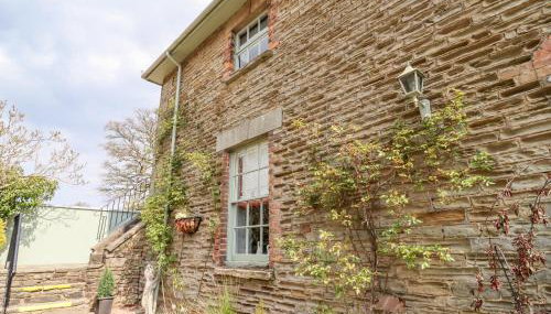 The Stable - Photo 3