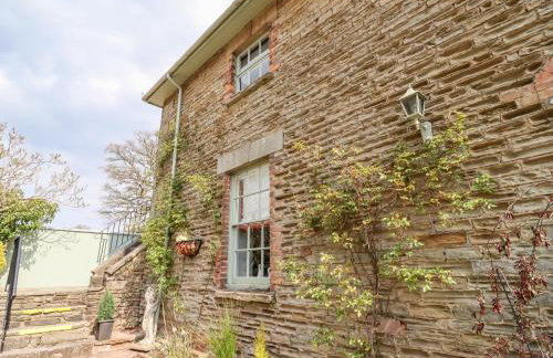 The Stable - Photo 3