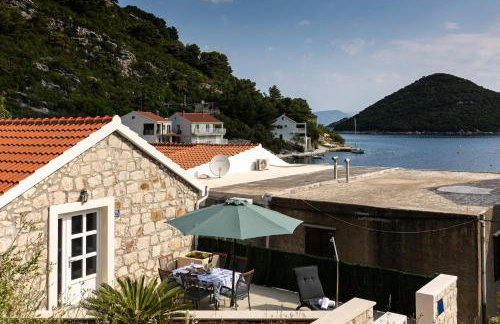 PERLA - small comfy house with the terrace - Foto 9