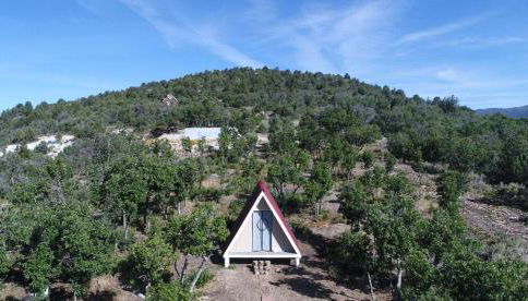 Off-Grid Cabin Rental for a Getaway in Utah - Foto 3