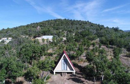 Off-Grid Cabin Rental for a Getaway in Utah - Foto 3