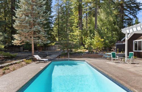 6 BR 4BA Redwood Retreat w Pool - Foto 17