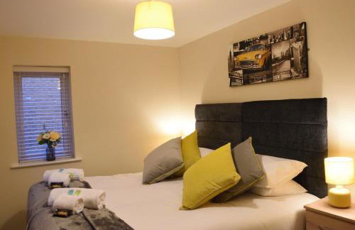 StayNEC Coach House Birmingham - For Company, Contractor & Leisure Stays - NEC, HS2, JLR, Airport - Foto 4